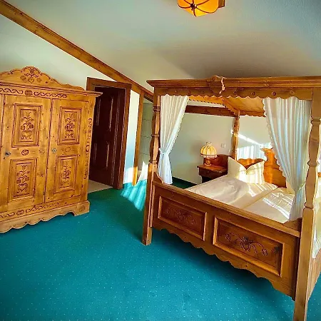 Hotell Meister Baer Frankenwald 4*